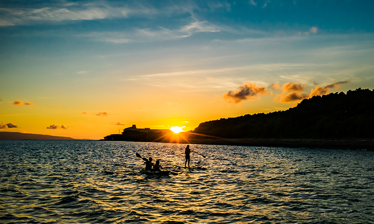 ビーチからの夕日